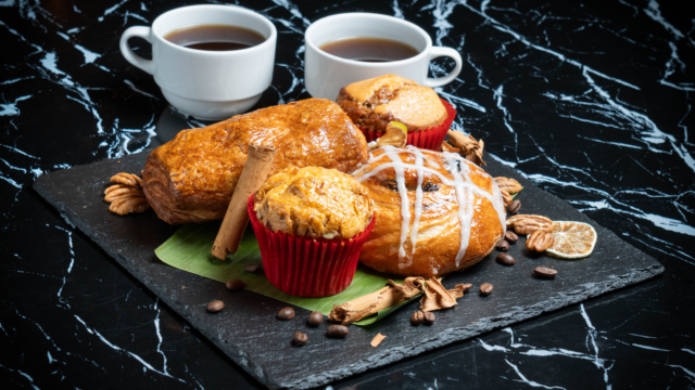 coffee muffins cinnamon