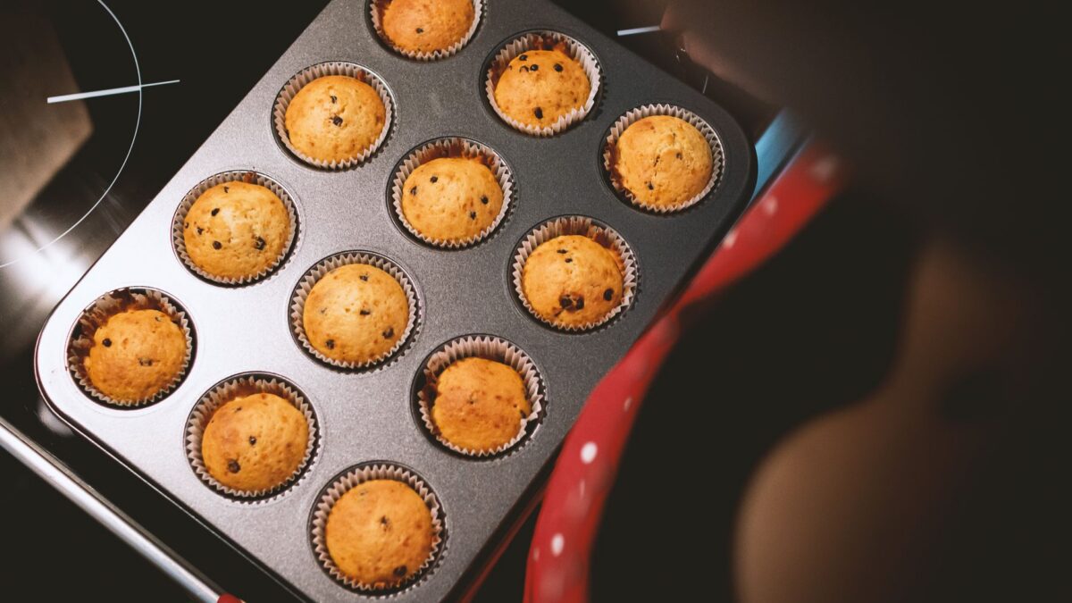 Baking in a Convection or Air-Fry Oven: Temperature, Time and What Works Best