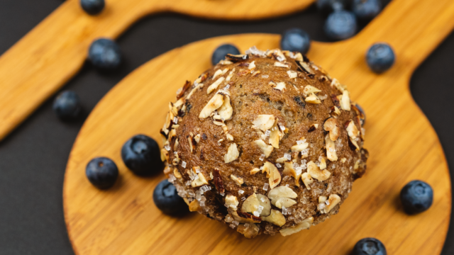 Gluten-Free Flour for Baking: 1:1 Blends, Xanthan Gum and Why GF Muffins Work So Well