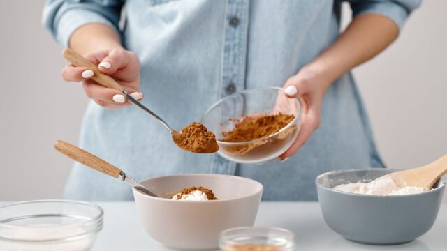 baking spices bowls