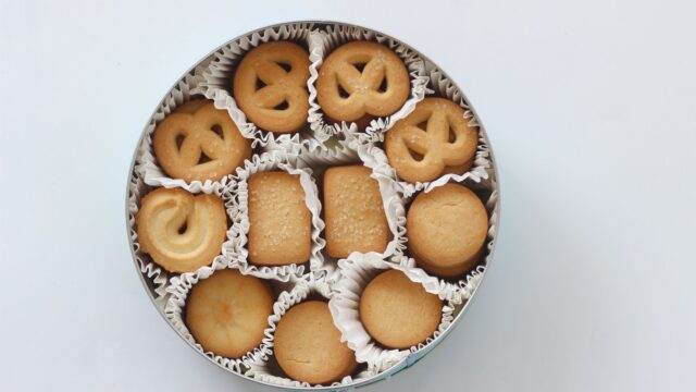How to Ship Holiday Cookies: Which Cookies Travel Well, How to Pack Them and When to Mail