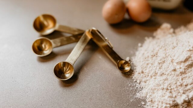 Tablespoons, Teaspoons and Milliliters: US, UK and Australian Measures Explained